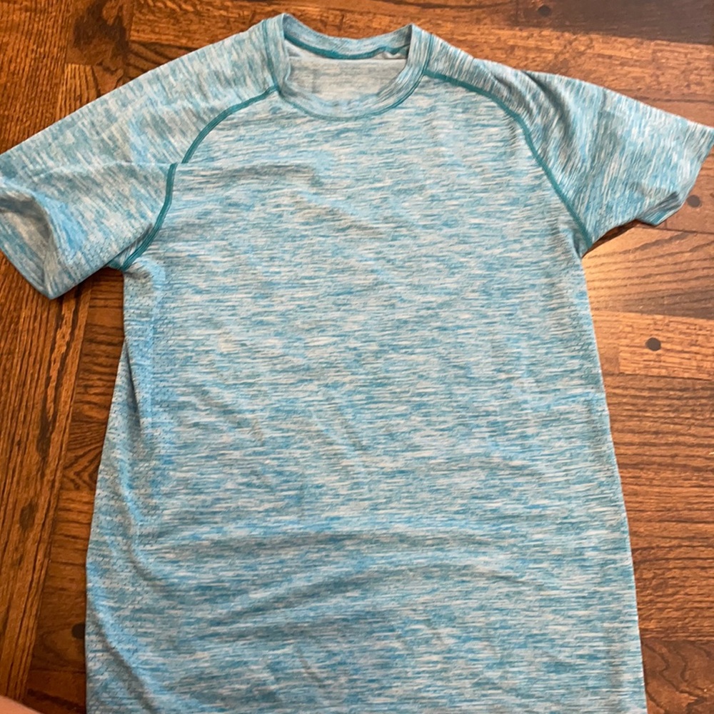 Lululemon Men’s T-Shirt